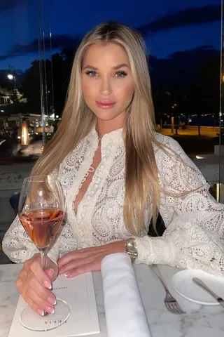 Louise Escort Woman in Dirty talk, 25yo - Blonde