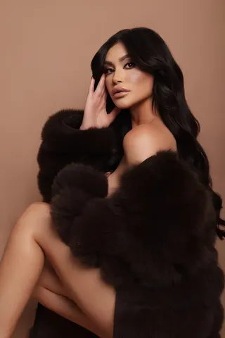 Alina Vip Escort in Dirty talk, 25yo - Brown