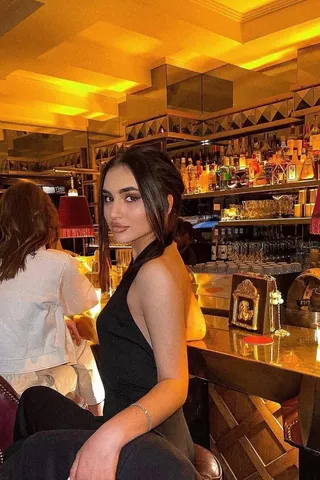 Julianna Escort Woman in Dirty talk, 25yo - Brown