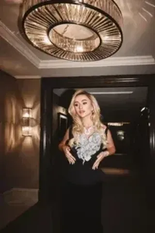 Zlata Vip Escort in Dirty talk, 25yo - Blonde